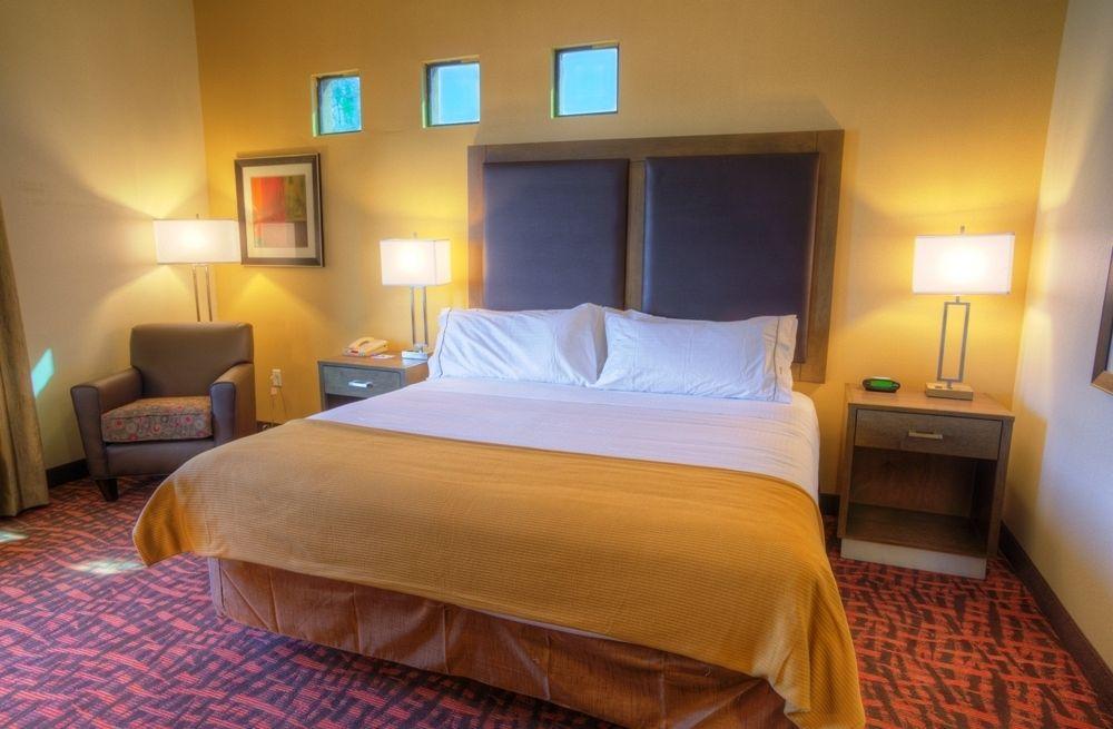 Holiday Inn Express & Suites - Phoenix North - Scottsdale By Ihg Exterior photo