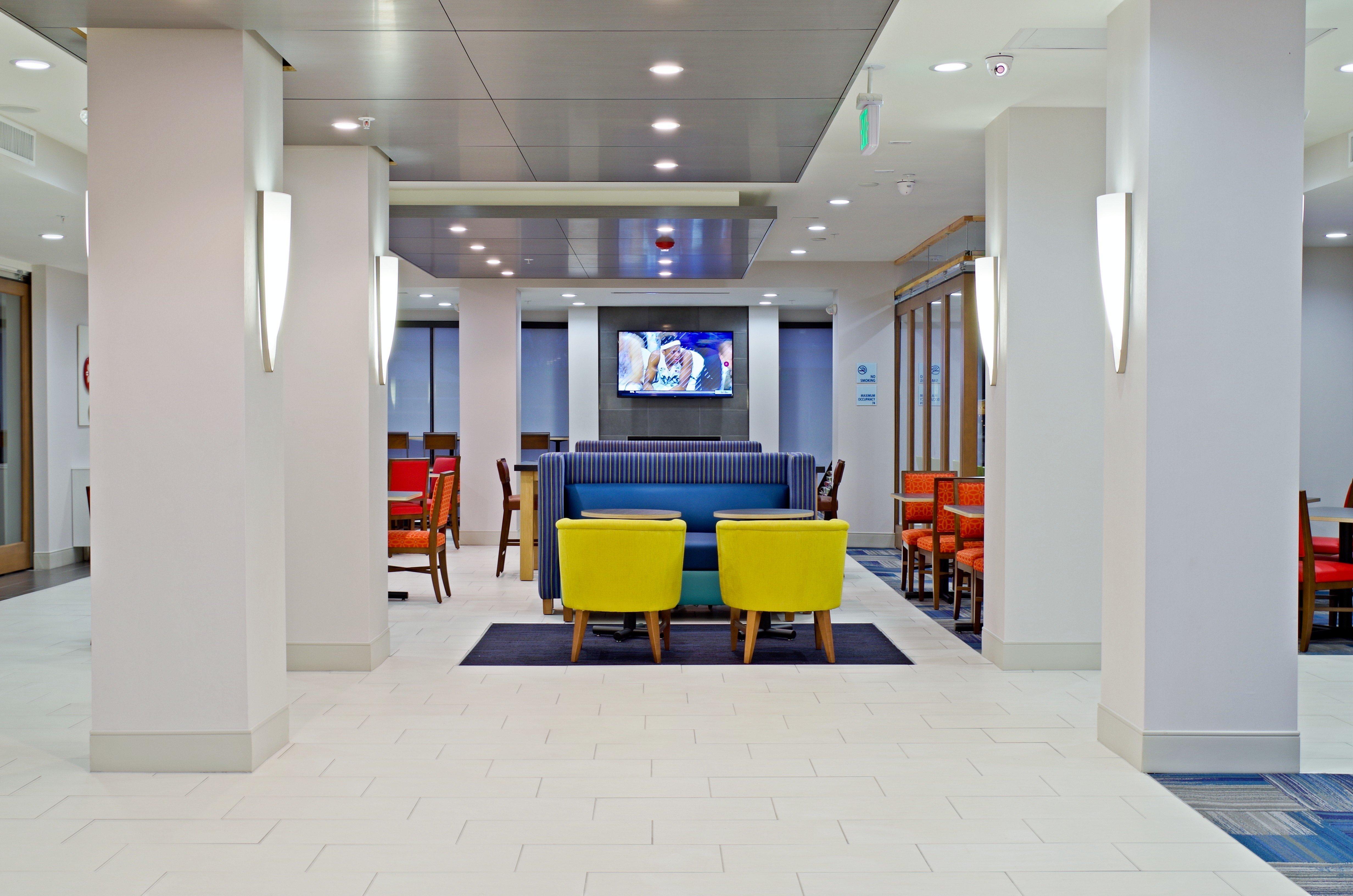 Holiday Inn Express & Suites - Phoenix North - Scottsdale By Ihg Exterior photo