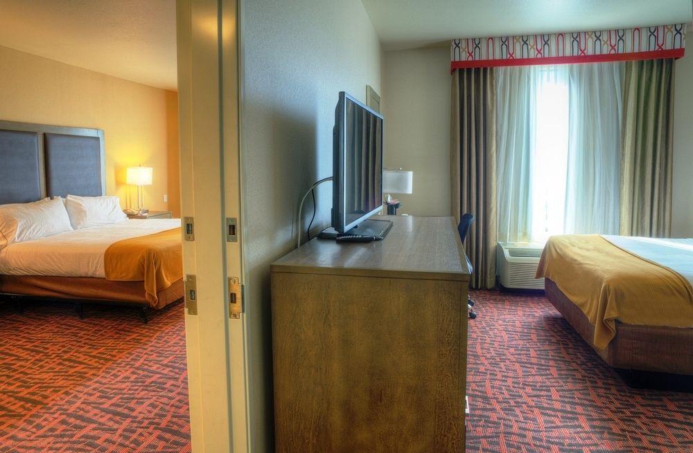 Holiday Inn Express & Suites - Phoenix North - Scottsdale By Ihg Exterior photo